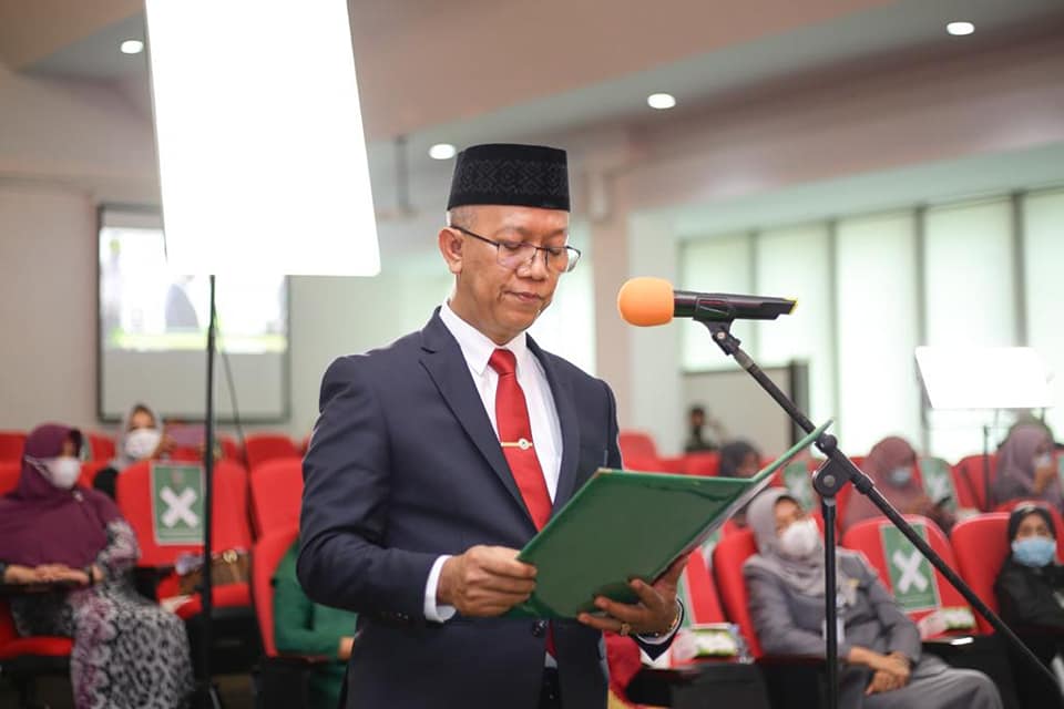 [FOTO] Pelantikan Rektor UIR periode 2021-2025